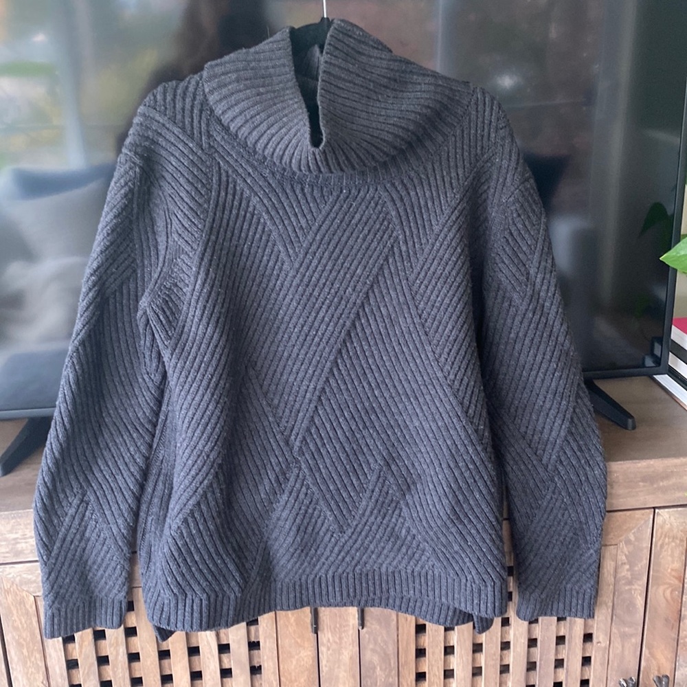 Rag and bone turtleneck wool sweater medium